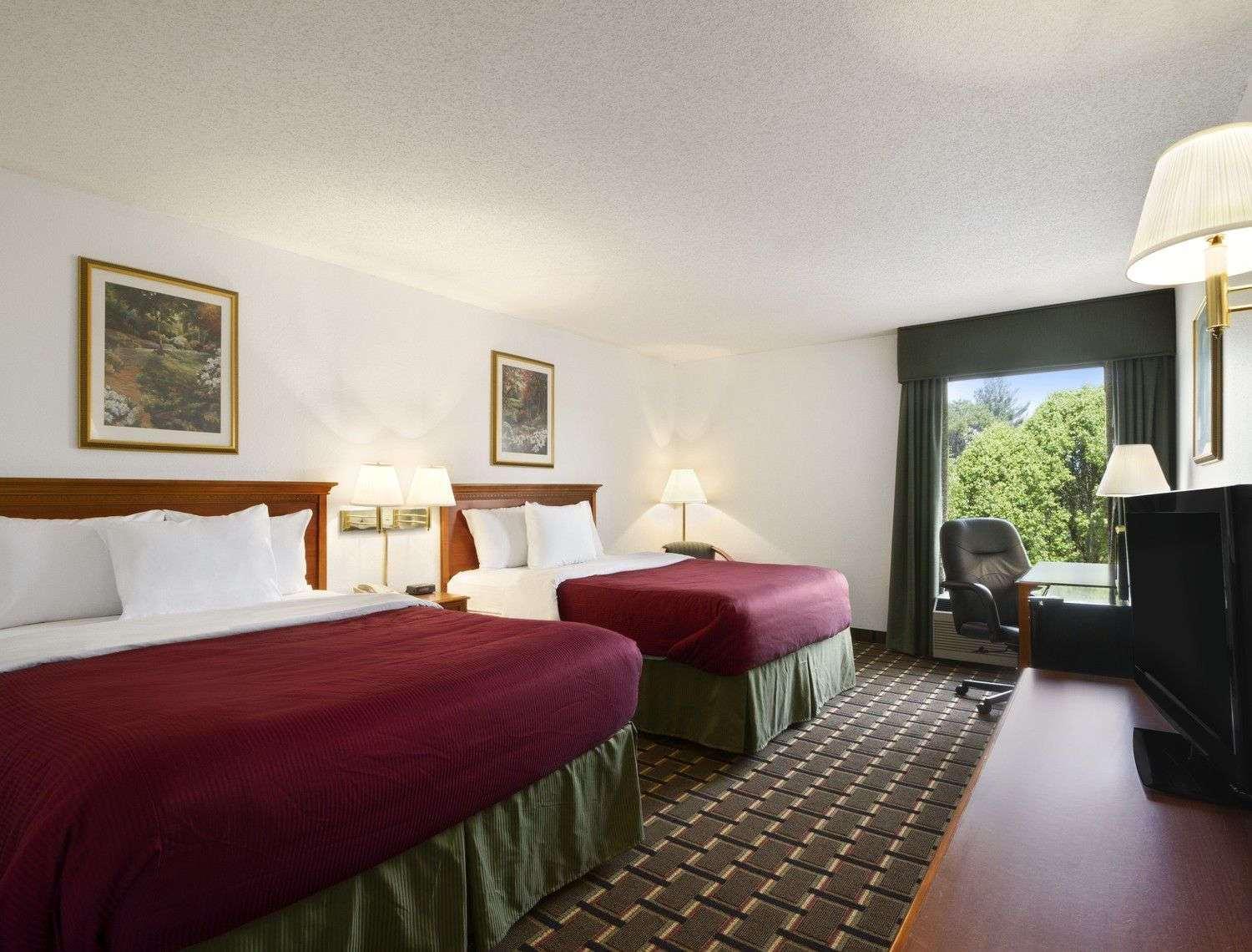 Baymont By Wyndham Crossville Εξωτερικό φωτογραφία